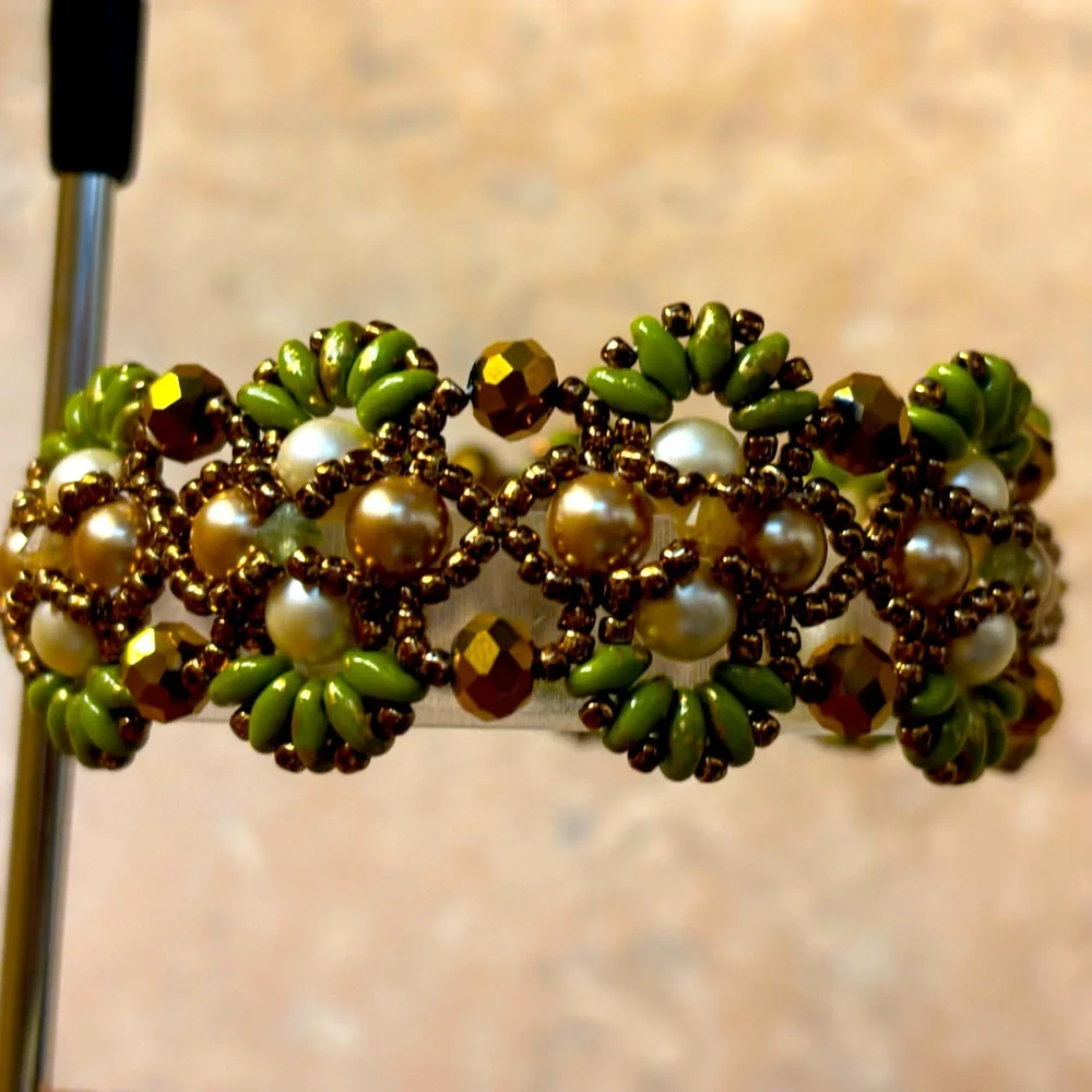 Hand crafted bracelet beige gold pearls tourmalines olive bronze beads gift box - Picture 5 of 10